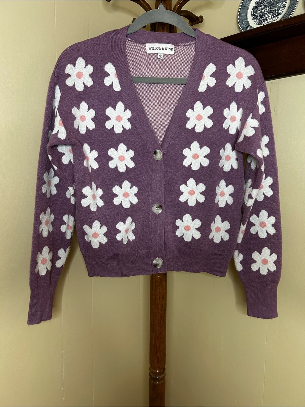 WILLOW & WIND flower cardigan sweater